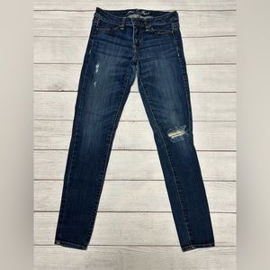American Eagle Destroyed Jegging (size 4)